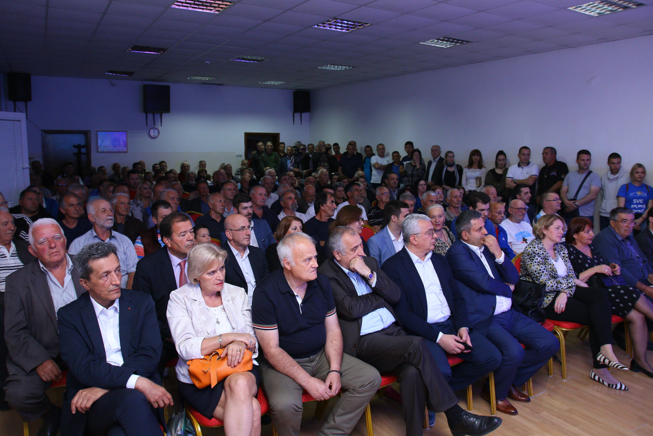 “Sve za moj grad”: Đukanović je personifikacija zla