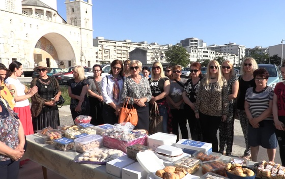 Žene koalicije „Sve za moj grad!“: Posjetile narodnu kuhinju i uručile poklone