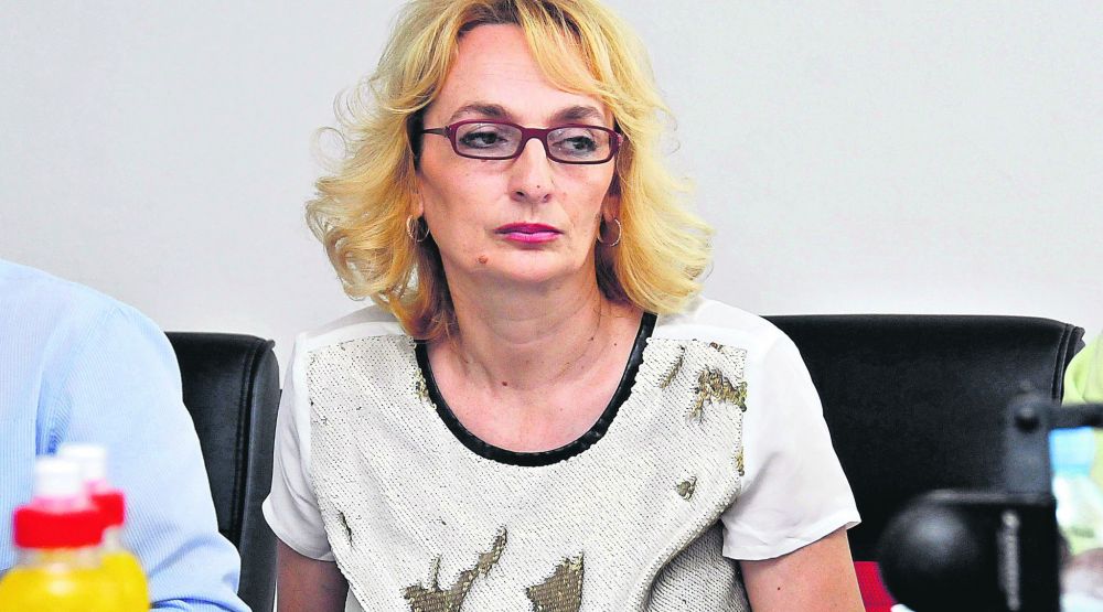 Kadija: Smijenite me, ako imate petlju