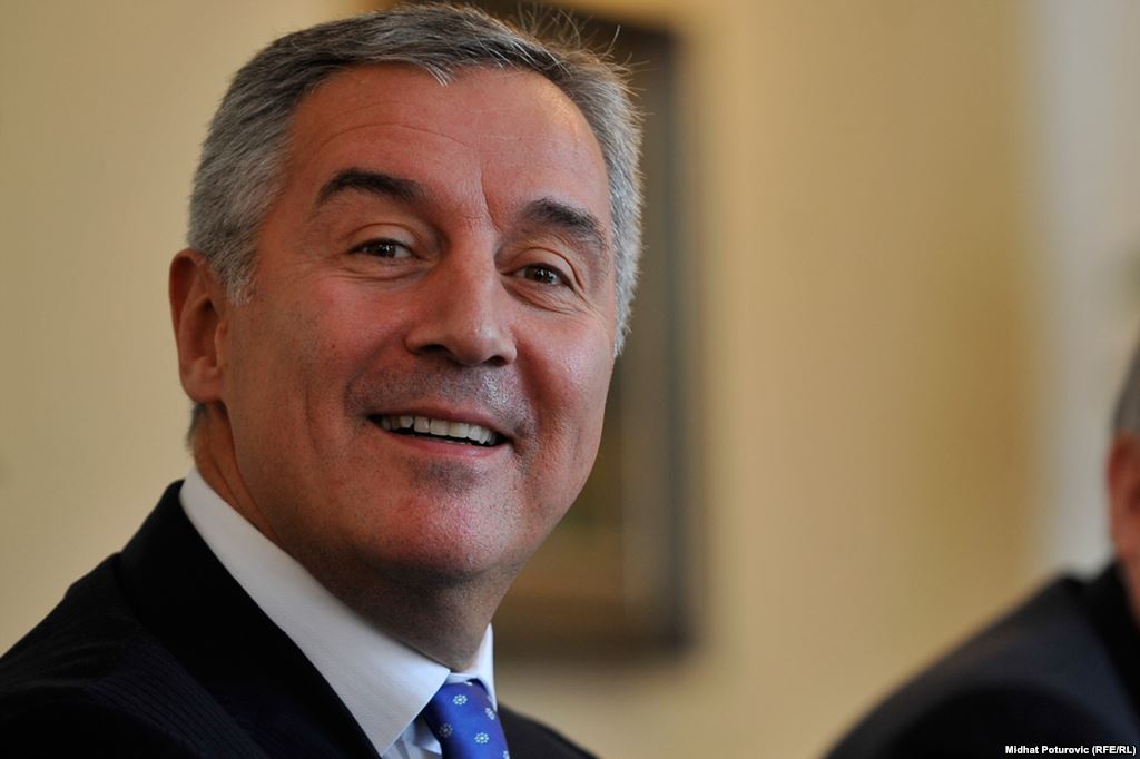 Đukanović osudio napad na novinarku Vijesti i poručio: Kriminal je i kad se prijeti senzacionalističkim naslovima i kad se porez ne plaća