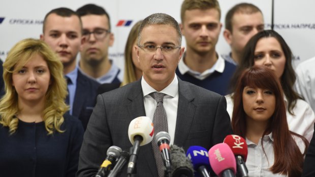 Stefanović: Ko se bavi kriminalom nema mjesta u SNS-u