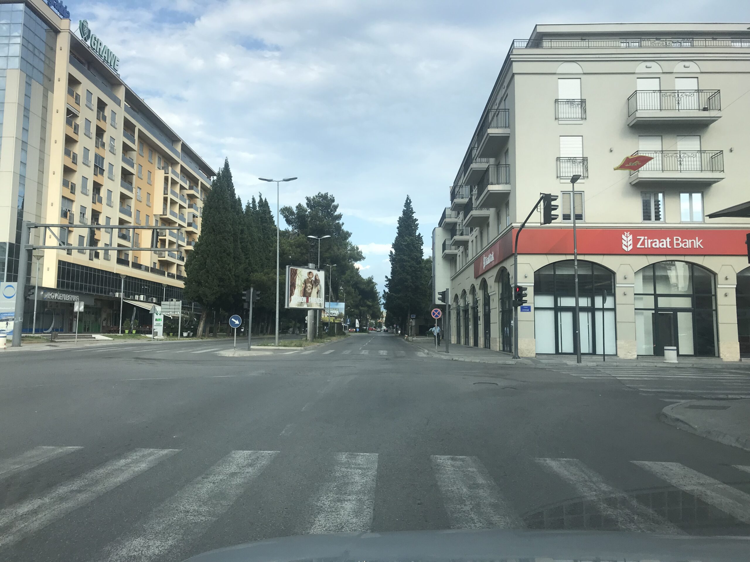 Kukavičluk stanovnika Podgorice u 17 časova: U vrijeme protesta zbog poskupljenja goriva pobjegli kućama!