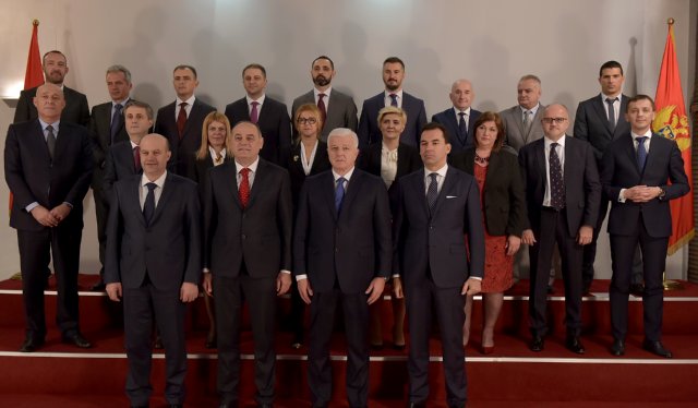 Ako ne bude vanrednih izbora: Milo naredio rekonstrukciju Vlade, na udaru Pažin i Darmanović