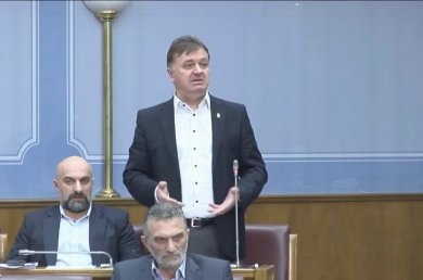 Aleksić: Boksera Draškovića diskriminišu jer je Srbin