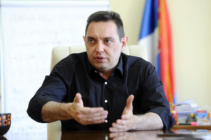 Vulin: Vojska Kosova neće biti formirana, Haradinaj neka nastavi da tuče babe