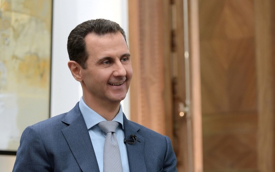 Asad: Rusija ne vuče konce u Siriji