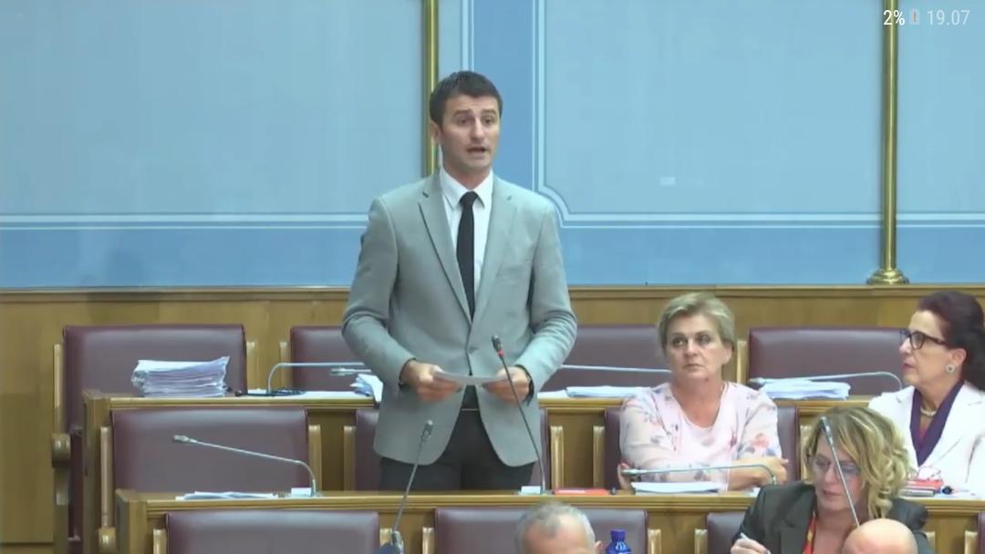 Zogović o dešavanjima u Ulcinju: Svi koji ćute na progon Mitropolije podržavaju DPS