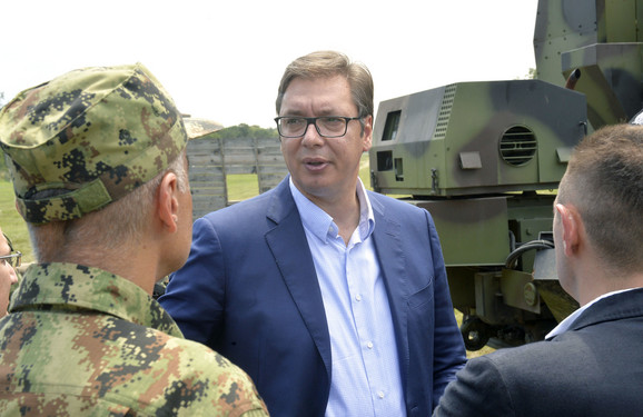 Vučić: Brine rat dva klana, Beograd neće biti poligon za rat