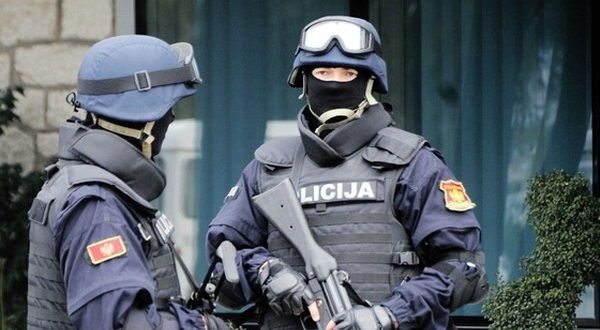 Uhapšen Filip Sekulić, pa pušten: Mladić zakopao pored kuće bombu i vagu za mjerenje droge!