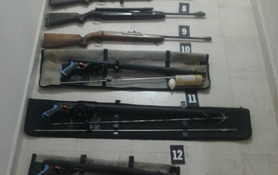 U Danilovgradu: Policija pronašla arsenal oružja