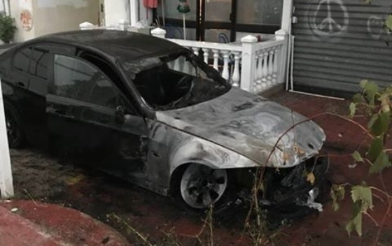 Sutomore: Izgorio „BMW“, sumnja se da je zapaljen