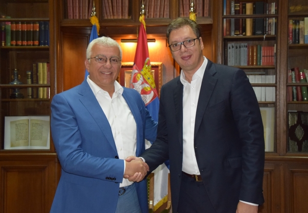 Sastanak u Beogradu: Mandić s Vučićem o srpskom problemu u Crnoj Gori