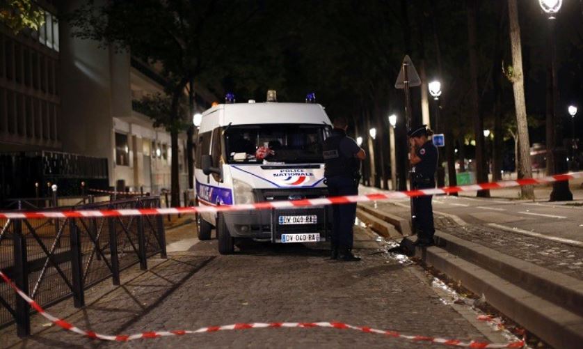 Pariz: Napadač nožem i šipkom ranio sedam osoba