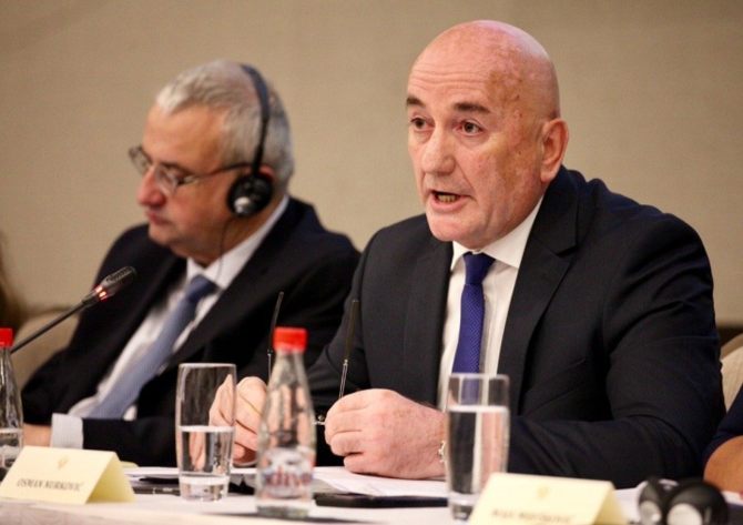 Ministru Nurkoviću smeta pisanje Borbe: “Bori” se za državni interes, a zaposlio preko 80 rođaka i članova partije!