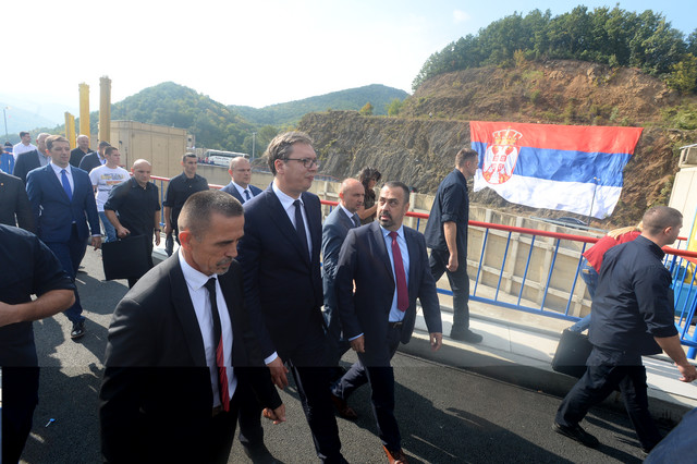 Vučić na Gazivodama: Najmoćnije sile se protive dogovoru na Kosovu