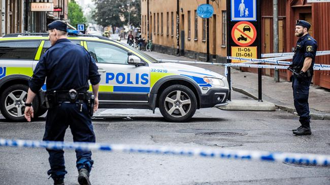 U Stokholmu ranjen Miloš Saveljić (28) porijeklom iz Danilovgrada: Mafija u žestokog momka sasula kišu metaka!
