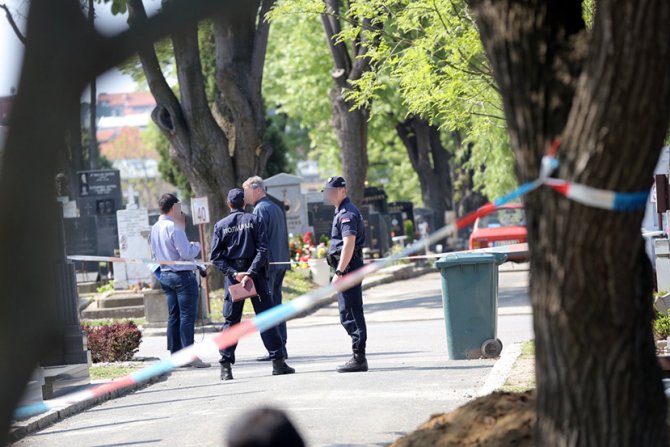 Na meti bio Jovo Đurović: Brat Muše Osmanagića naručio eksploziju na groblju u Baru!