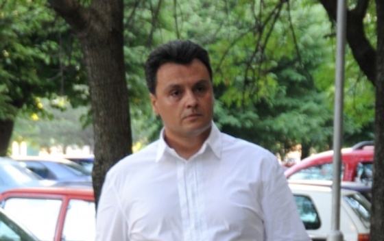 Nikolić (DSS): Fašizmom nameću Sekulinu himnu