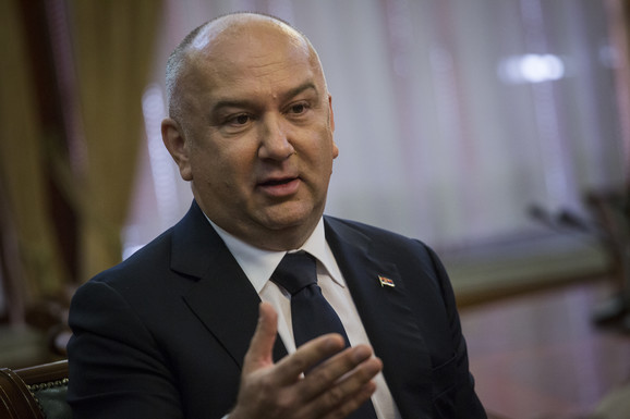 Popović: Srbija nikada ne treba da postane članica NATO-a