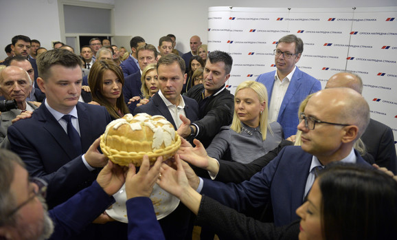 Vučić na stranačkoj slavi: Najviše nas kritikuju, a mi osvajamo najveći broj glasova
