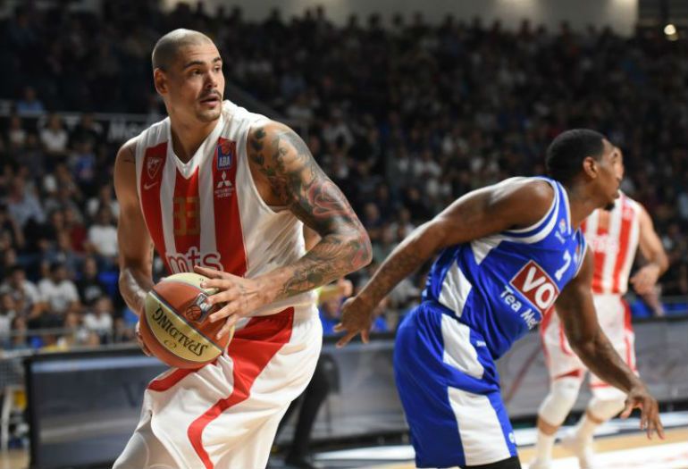 Težak poraz Budućnosti: Zvezda ohladila Moraču