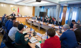 Svađa poslanika DPS-a u Skupštini: Mišo Stanišić poručio partijskim kolegama da su svi avetni