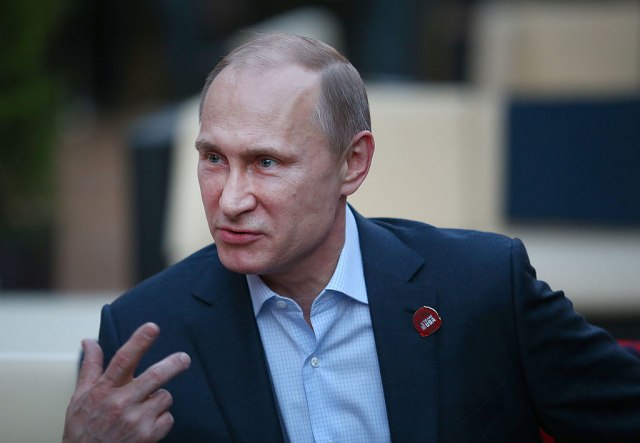 Putin: Ne pucaju sebi u noge, već u nešto malo iznad