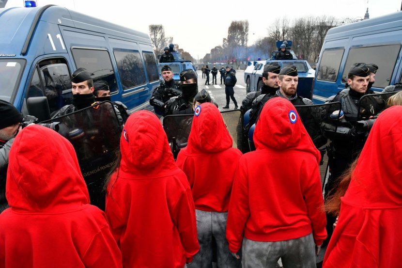U Parizu: Demonstranti nastavljaju sa protestima