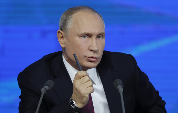 Putin: Centar koji želi da vlada svijetom nije u Moskvi