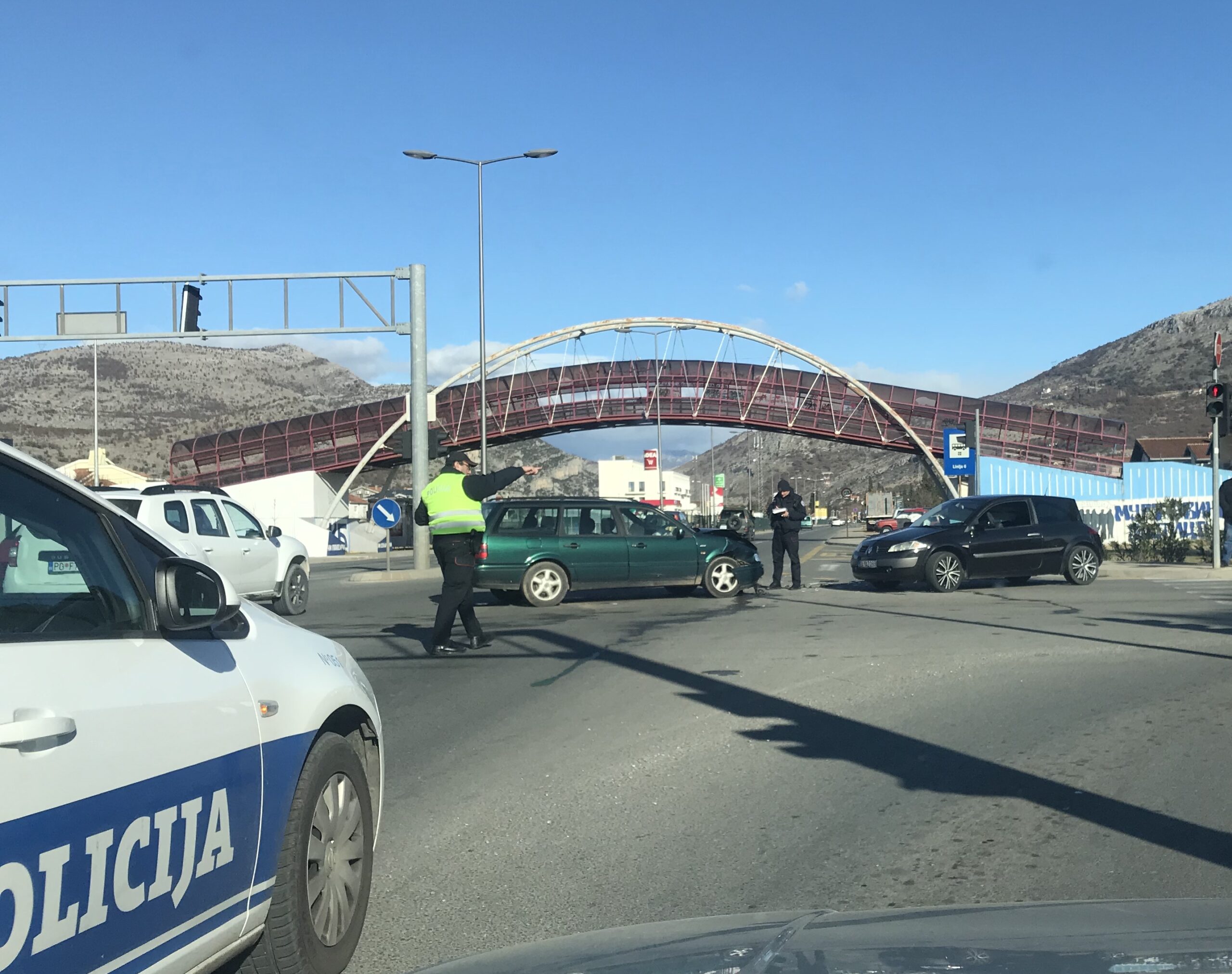 Udes na Zlatici: Stradala vozila