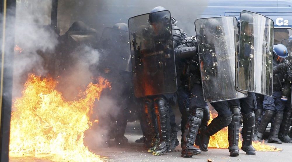 Bilans protesta u Parizu: Uhapšeno 115 ljudi, sedmoro povrijeđeno