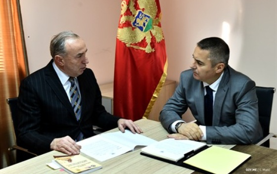 Stanković i Veljović formirali Operativni tim za borbu protiv trgovine ljudima