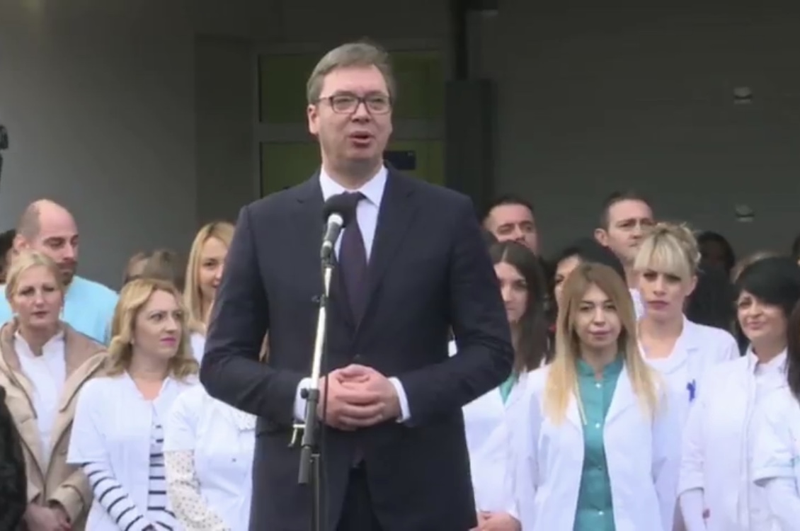 Vučić u Vranju: Povećaćemo plate ljekarima i medicinskim sestrama