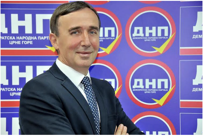 Lakušić (DNP): Ivan Vuković dobio nadimak Pantelija, jer se više bavi otkopavanjem grobova od Topalovića
