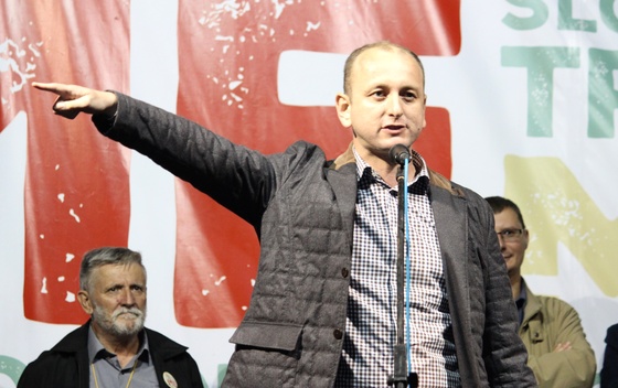 Knežević reizabran za lidera DNP: Srpski jezik da bude službeni, izmijeniti himnu