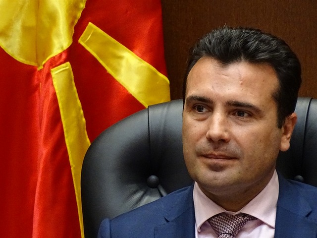 Zaev: Albanski je drugi zvanični jezik u Makedoniji
