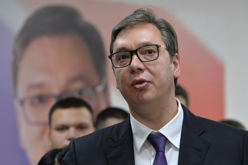 Neko ne govori istinu: Vučiću se svi kunu na vjernost