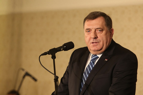 Dodik: BiH je zemlja apsurda