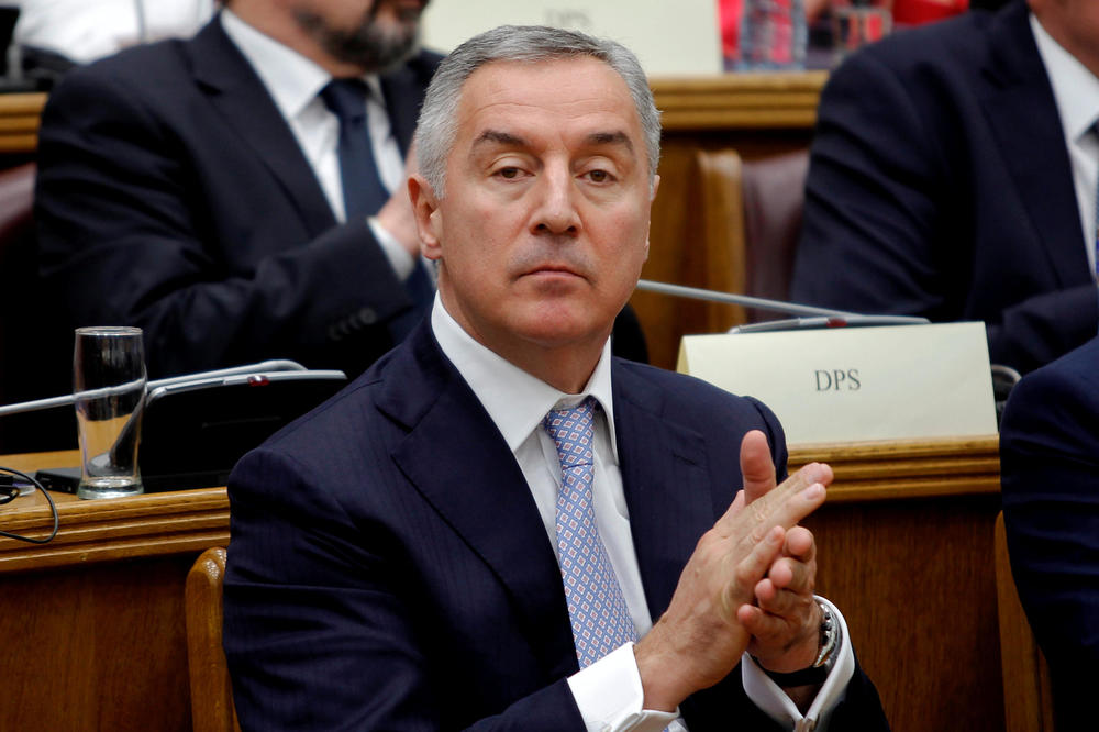 Pomirenje iza kulisa: Đukanović preuzeo kontrolu nad svim klanovima!