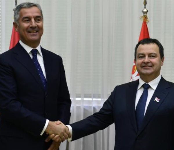 Pokušaj da se skrene pažnja sa afera: Đukanović preko Dačića lobira da Srbija istraži Kneževićeve poslove!