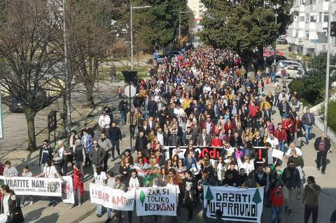 Novi protest u Baru: „Institucije da budu u službi građana“
