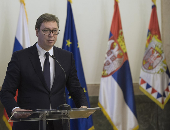 Vučić: Potrebno malo sivog, a ne samo crno-bijelog u medijima