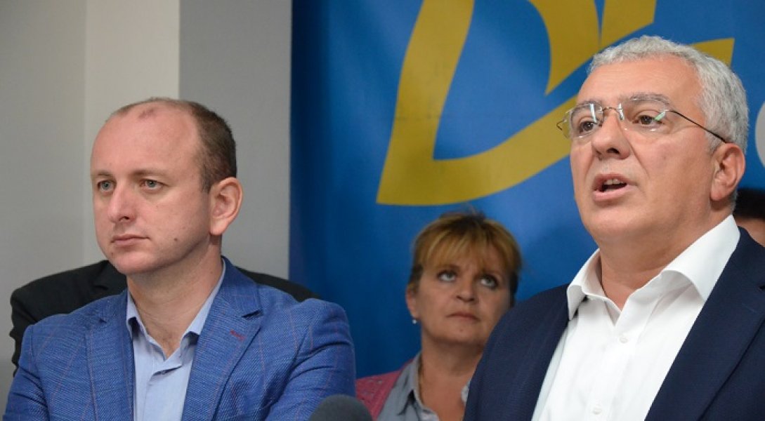 Mandić i Knežević: Nećemo dozvoliti da se dželati iz suda igraju našim životima!