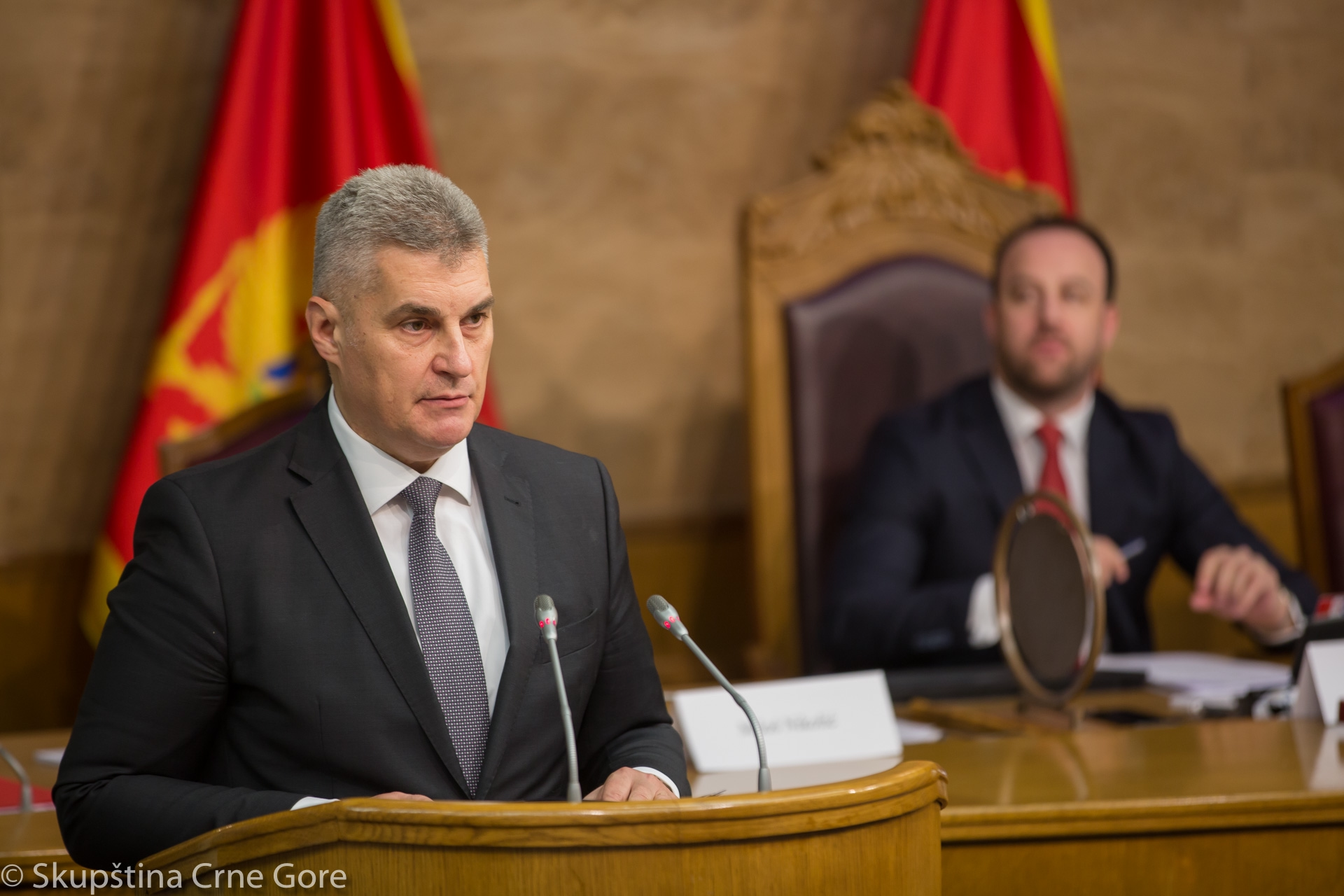 Brajović: Demokrate i Abazović učestvuju u Skupštini samo u podjeli plata