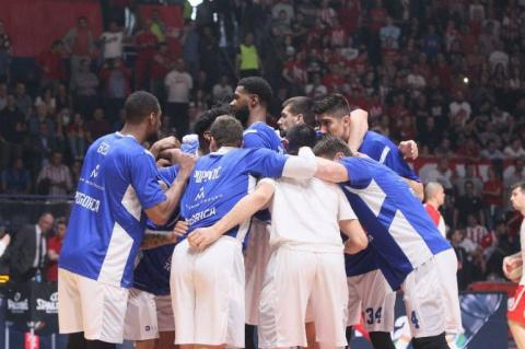 Osipanje igračkog kadra: Četiri stranca napustila Budućnost!