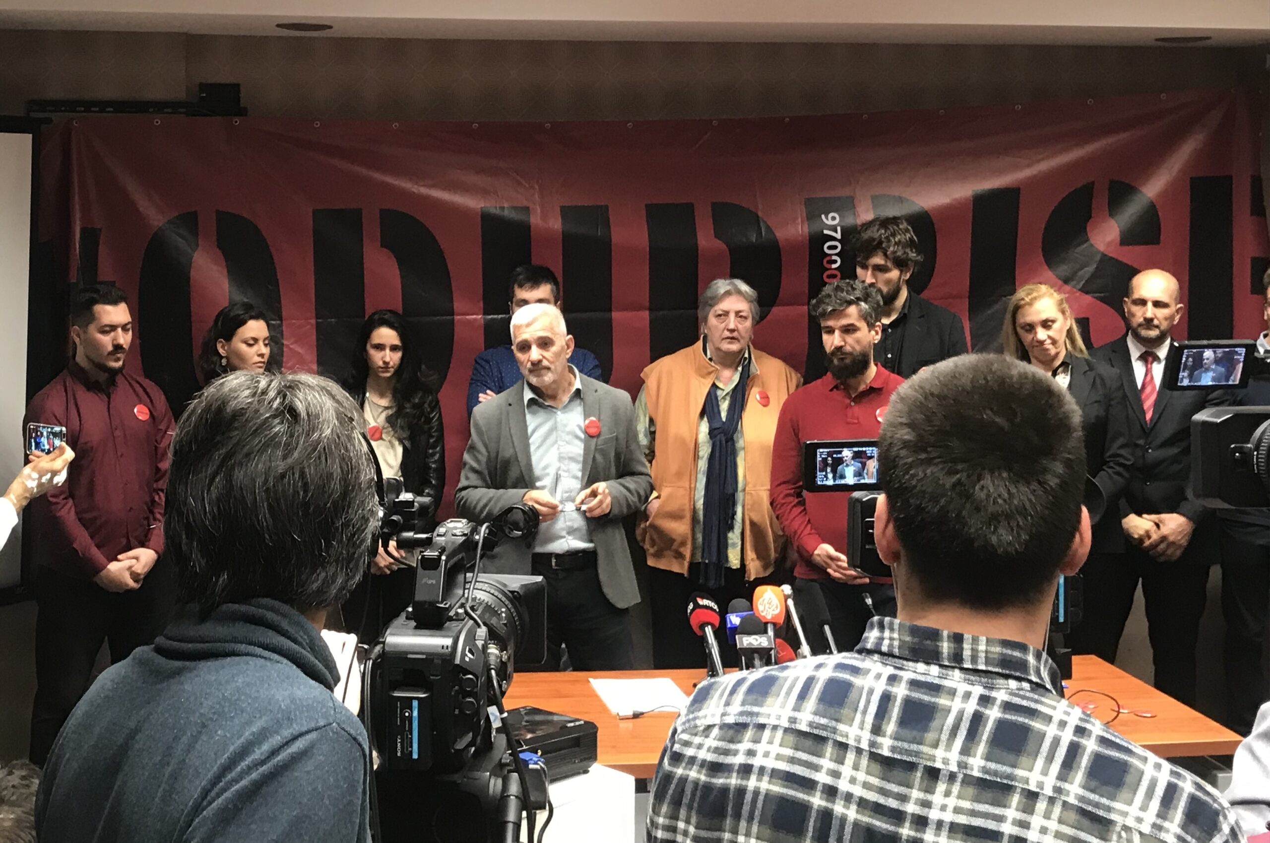 “Odupri se” odgovorio Kneževiću: Velike su razlike među nama