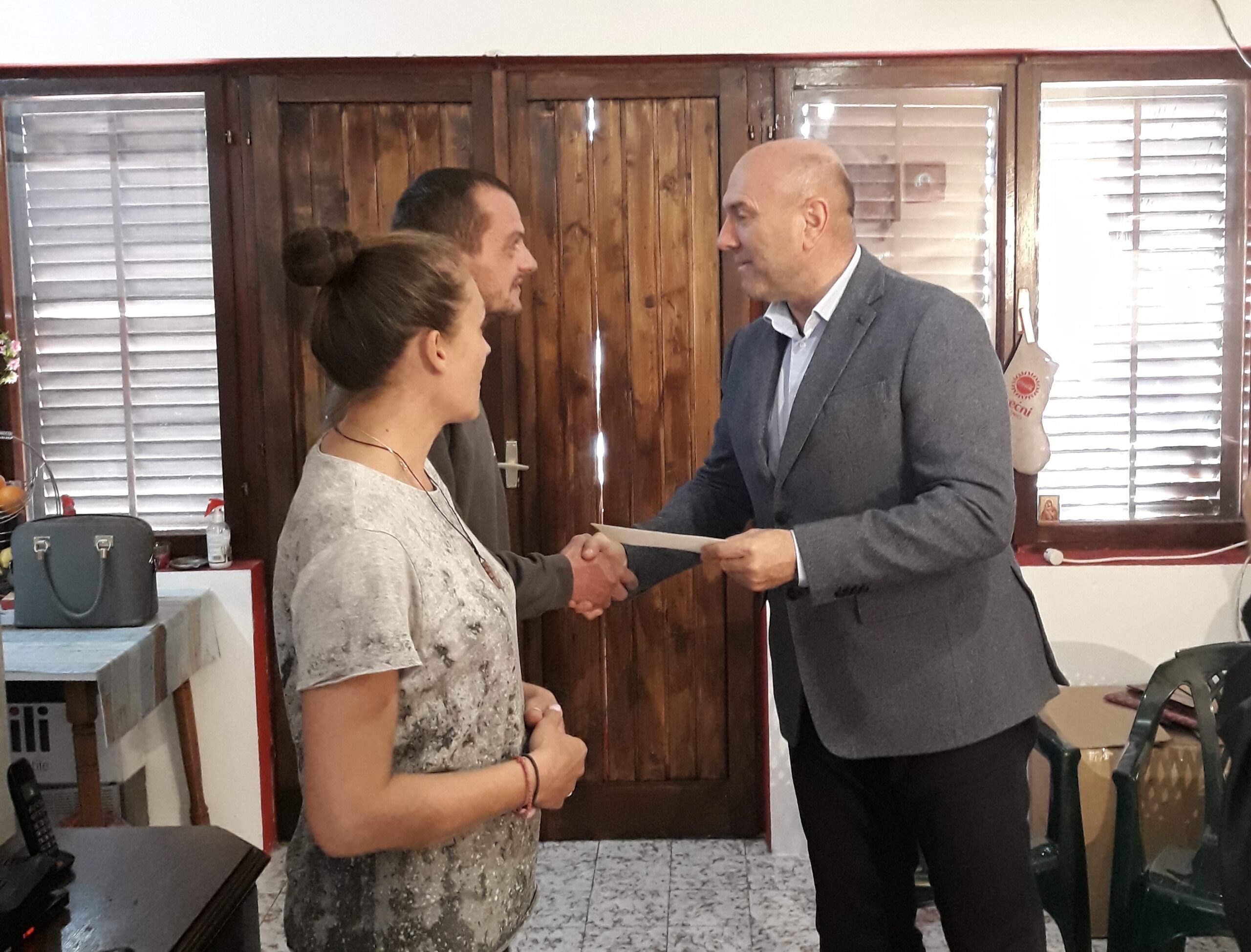 Gradonačelnik drži riječ: Carević poklonio i treću platu
