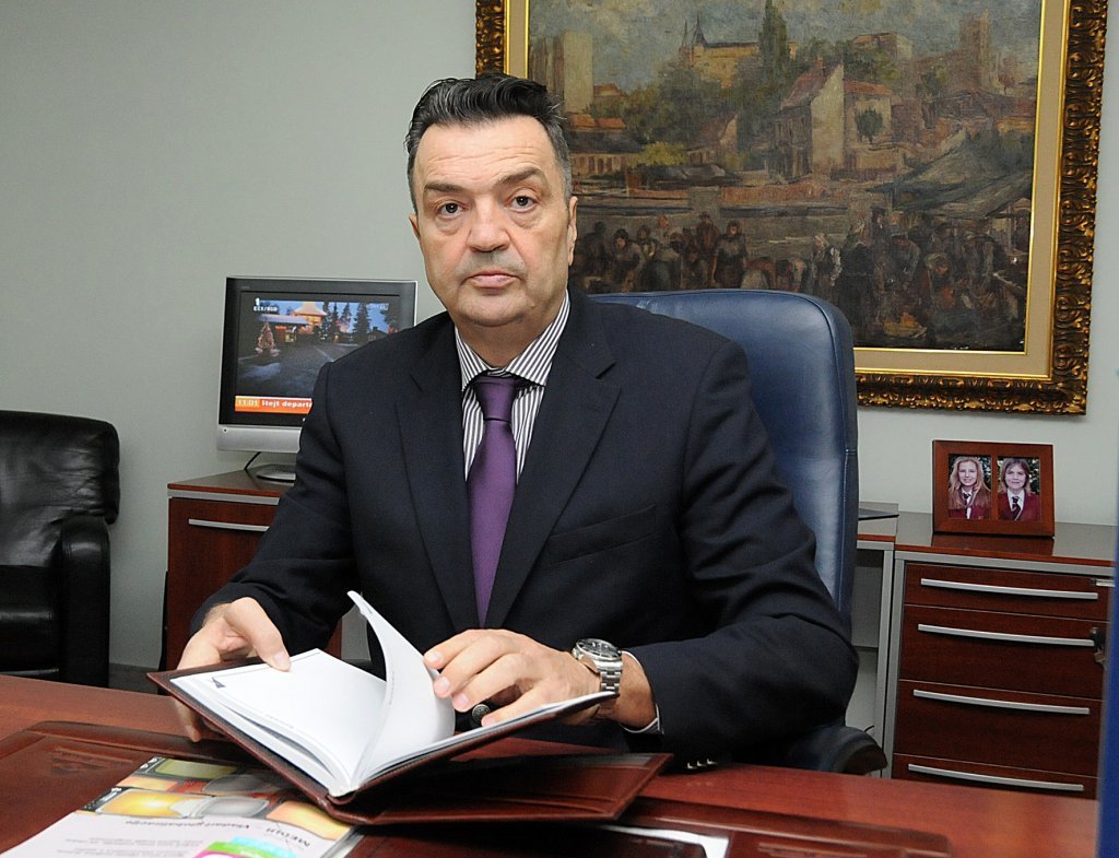 Duško Knežević: UDBA ubacila špijune u odbor za proteste, Milo je oronuli starac kojeg ubijam na rate!
