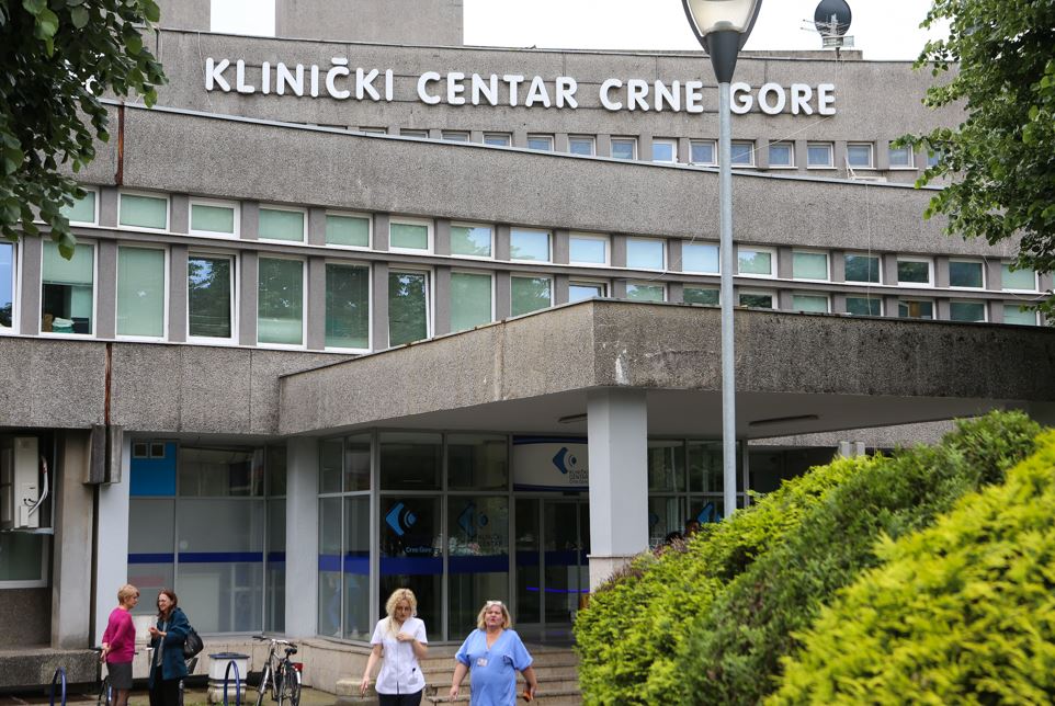 Nakon udesa u Podgorici: Djevojci se bore za život