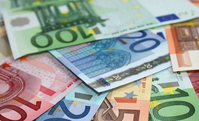 Država za kamate potrošila 97,6 miliona evra